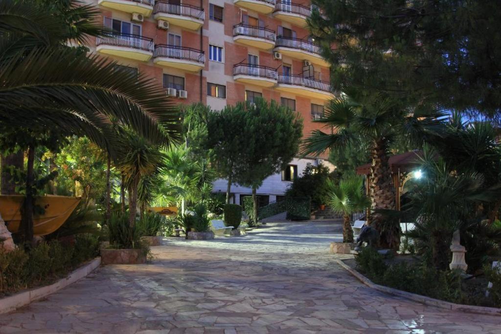 Depandance Hori Balconata 2 Punto 0 Hotell Lucera Eksteriør bilde